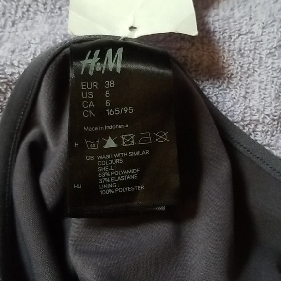 H&M bandeau top bikini bathing suit - Picture 4 of 4